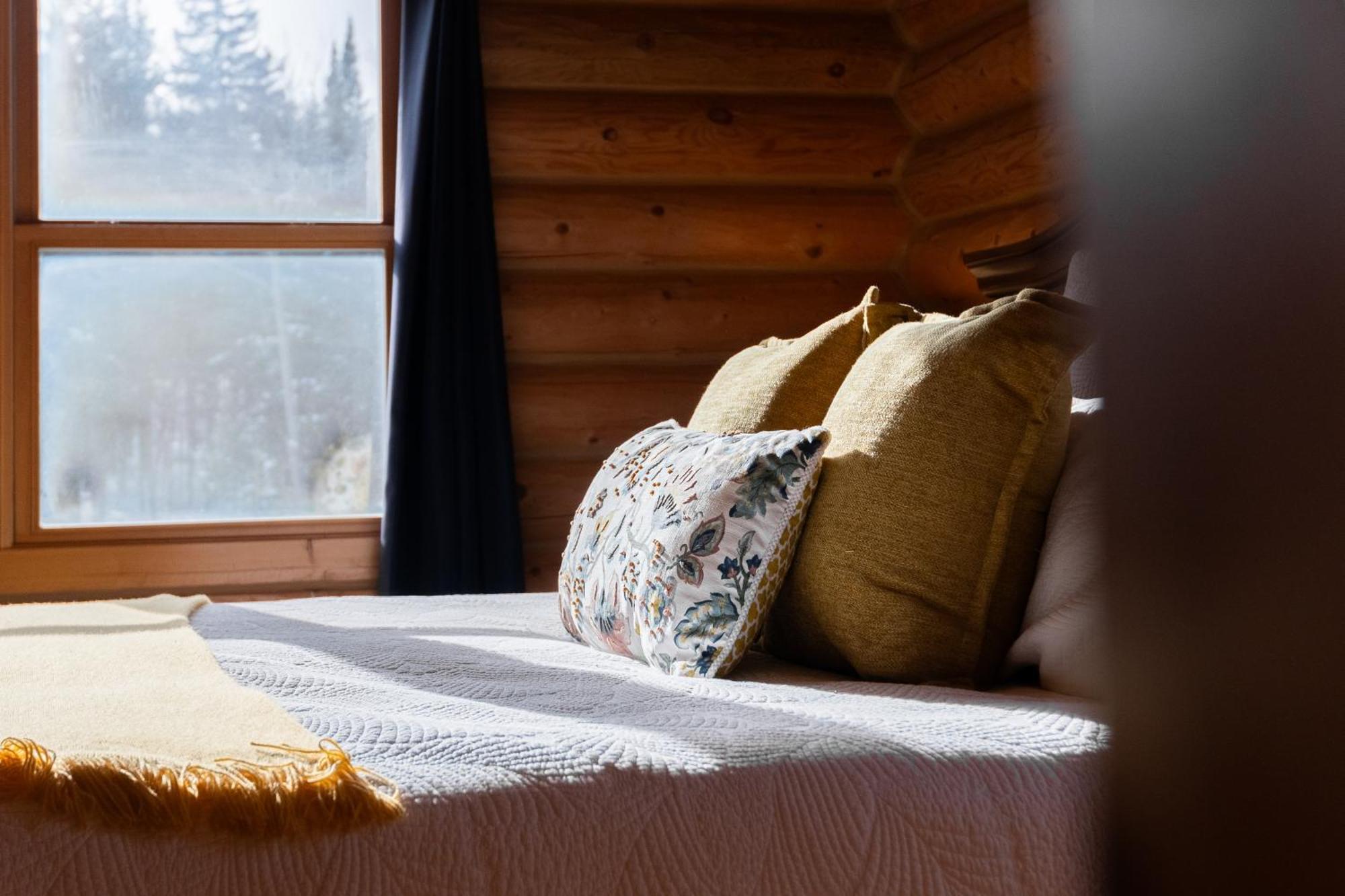 Fiddler Lake Resort Chalet 4 Cerf Mille-Isles Экстерьер фото